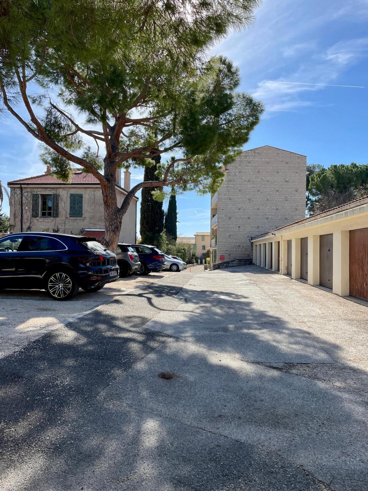 Au Coeur Et Au Calme De Bandol, Parking Et Climatisation Apartment Exterior photo